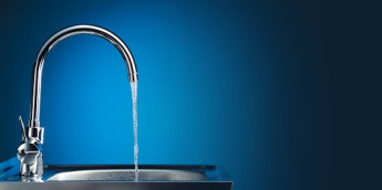 I benefici dell'acqua da bere
